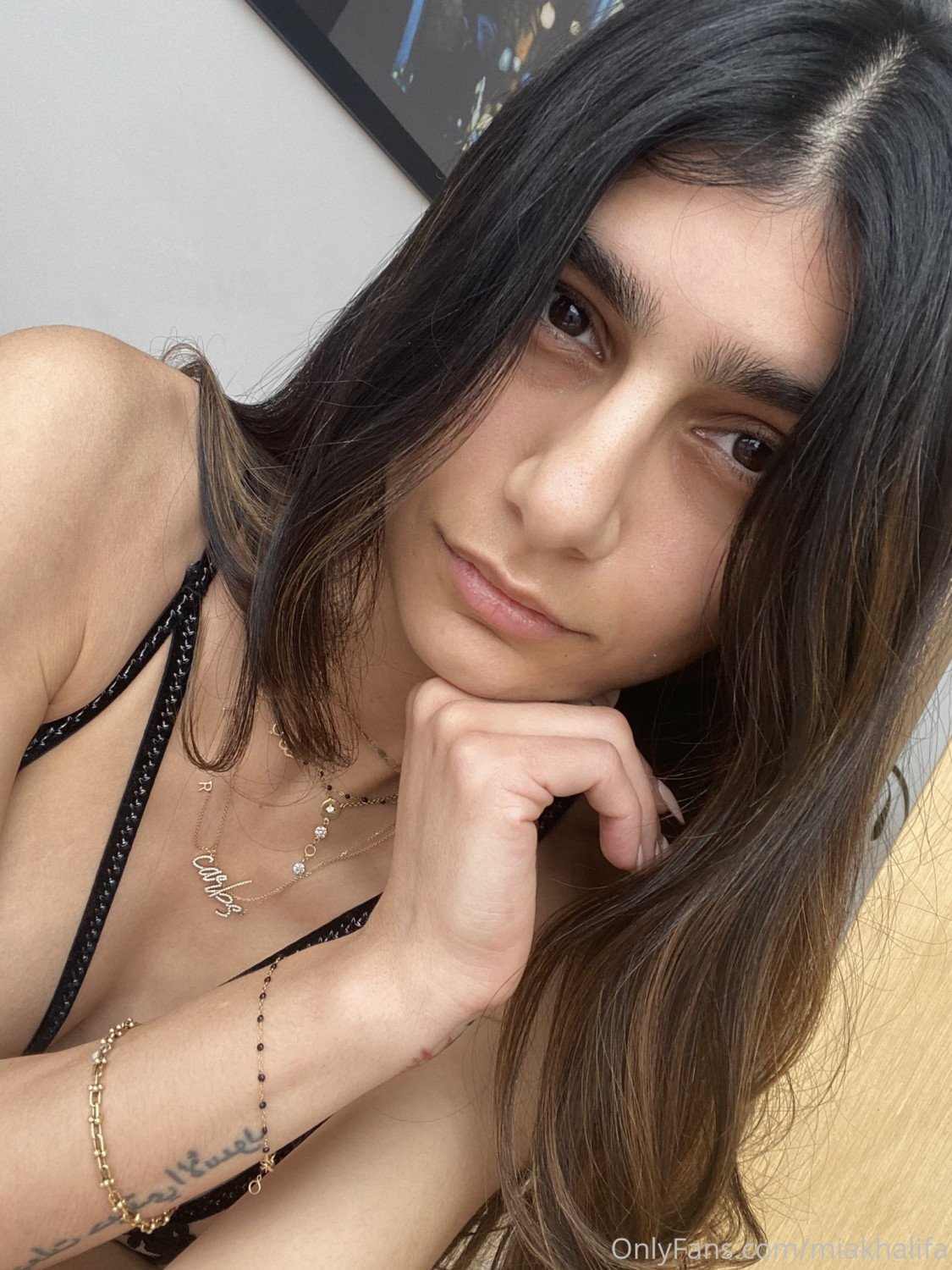 Le meilleur pack photos filtré Mia Khalifa onlyfans leak 2024 | P+