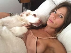 Rhona mitra : photos privées divulguées