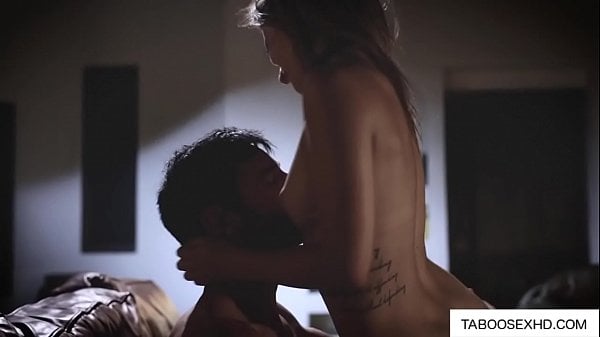 Papa, s’il te plaît, baise-moi