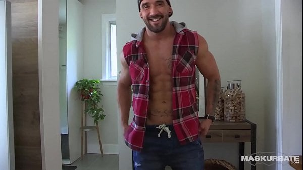 Il se masturbe pour un site gay