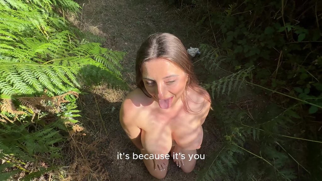 Luna Doll dans la forêt pour une fellation et une sodomie